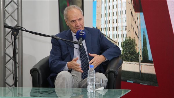 إدموند غريب