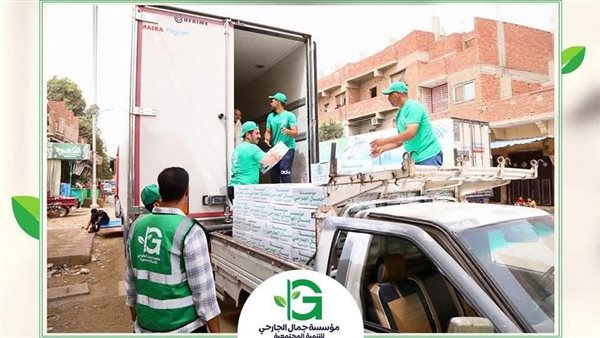 خلال تحميل المساعدات