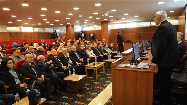  الجلسة النقاشية