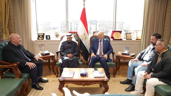 لقاء وزير العمل 