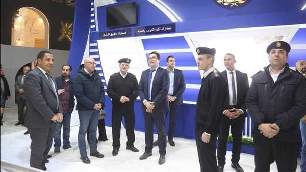 وزير الثقافة خلال