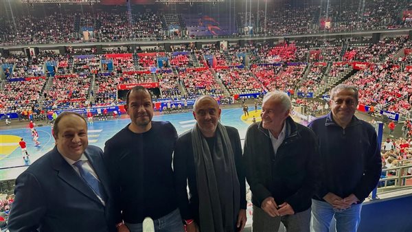 خلال تواجدهم قبل