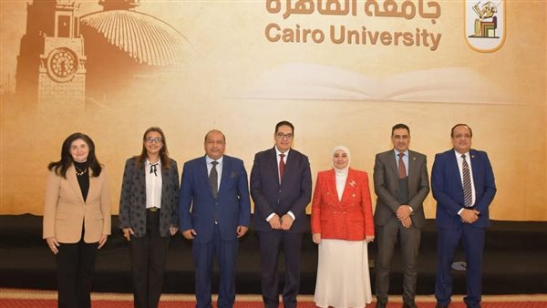 لقاء رئيس جامعة القاهرة