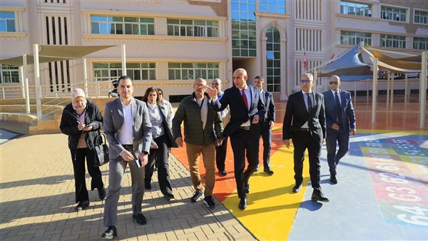  وزير التربية والتعليم