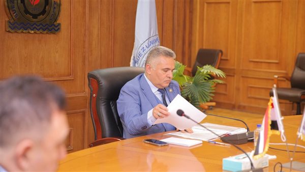 رئيس الجامعة يترأس