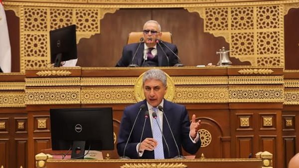 وزير السياحة 