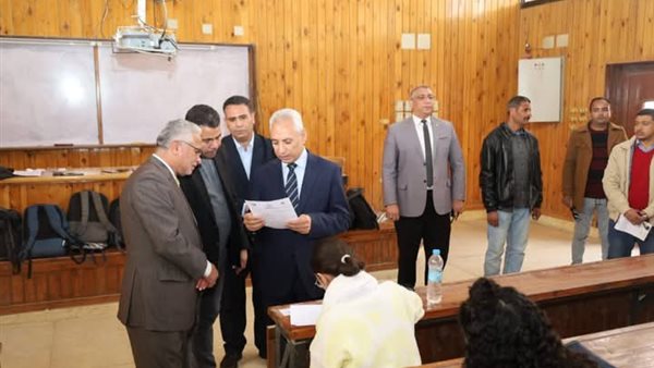 رئيس جامعة المنيا