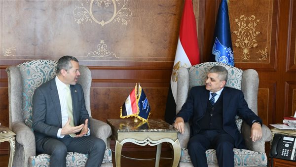 الفريق أسامة ربيع