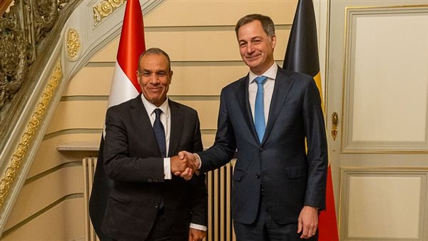 وزير الخارجية والهجرة