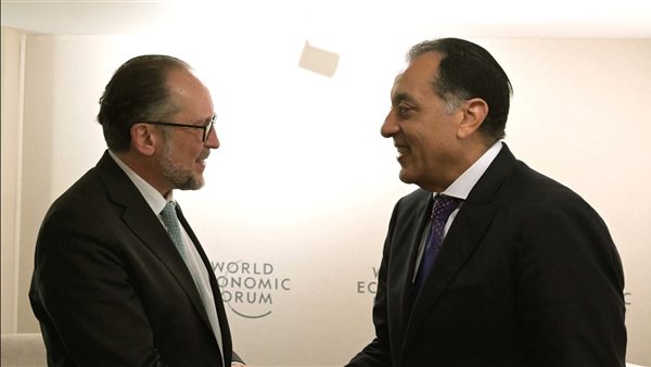 لقاء رئيس الوزراء