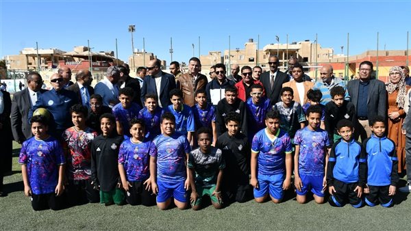 وزير الشباب والرياضة