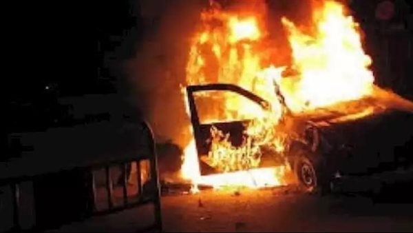 حريق داخل سيارة ملاكي