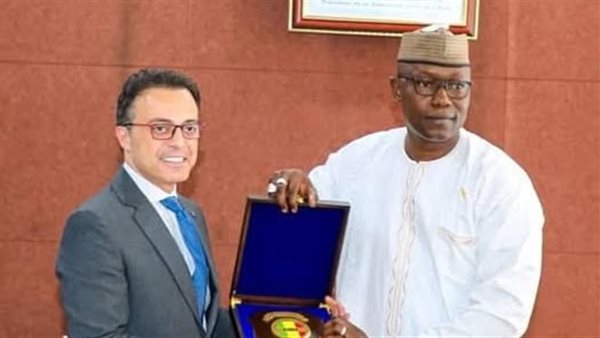 لقاء رئيس البرلمان