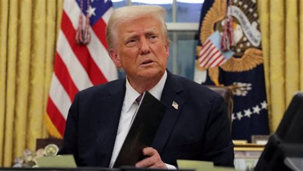 الرئيس الأمريكي دونالد