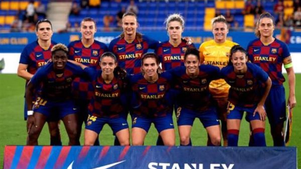 فريق الكرة النسائية