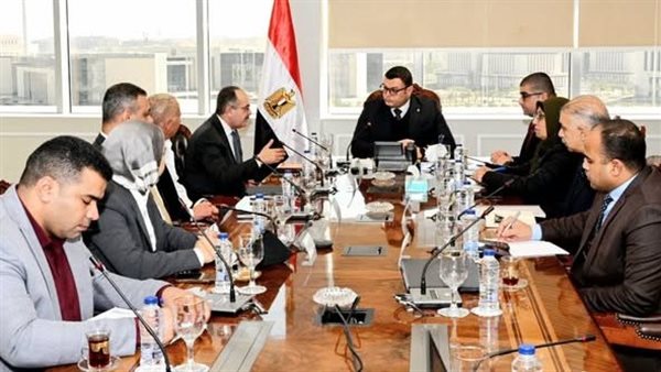 اجتماع وزير الإسكان