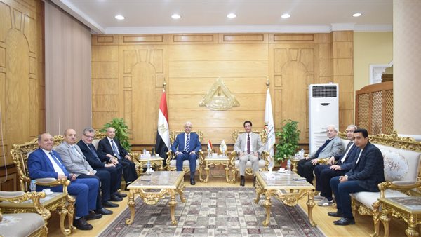  رئيس جامعة بنها