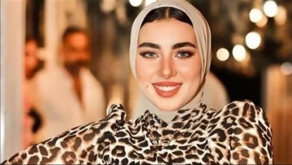 البلوجر هدير عاطف