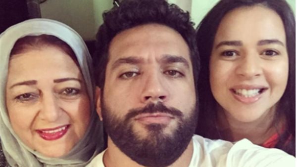 إيمي سمير غانم وزوجها