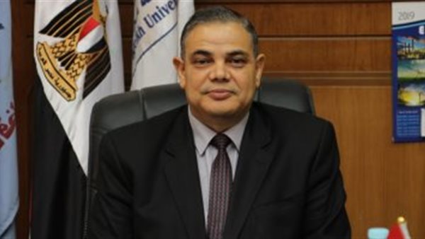 الدكتور عبد الرازق