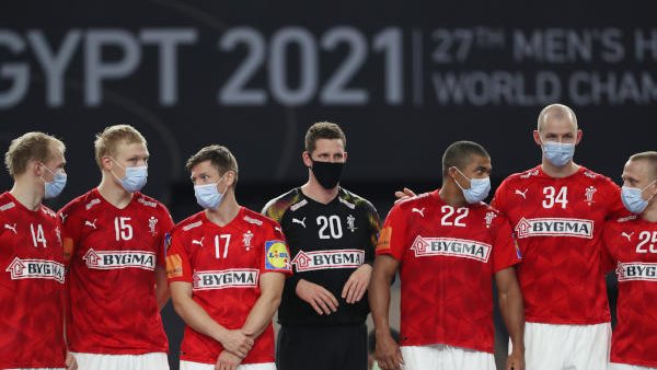 جانب من التتويج