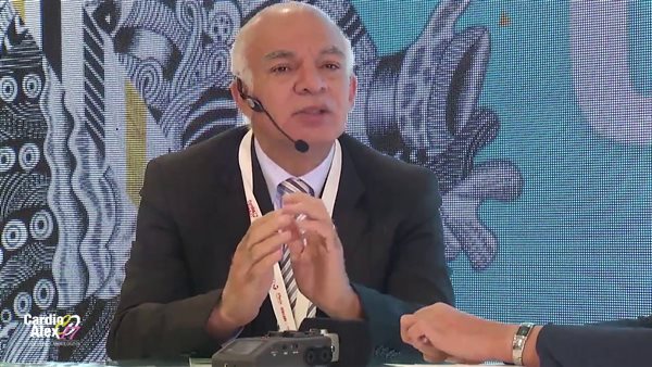 الدكتور أيمن أبو