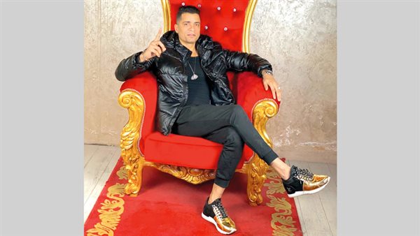 المغني الشعبي حسن