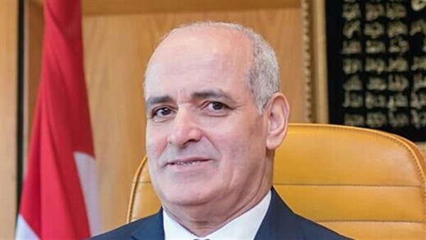 رئيس جامعة الفيوم