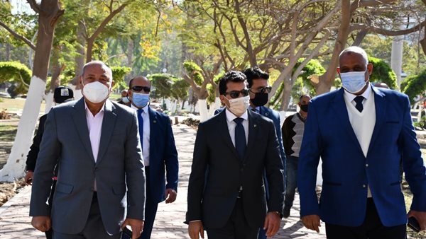 أشرف صبحي وزير الشباب