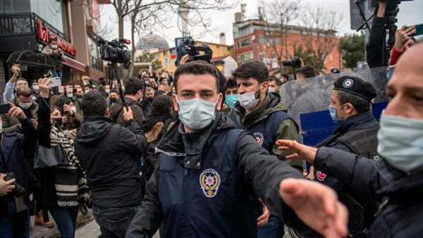 احتجاجات الطلاب في