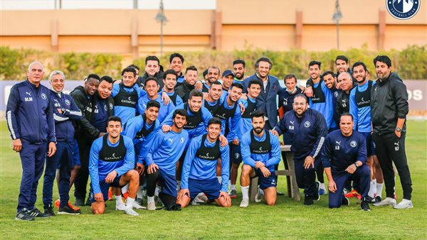 فريق بيراميدز 