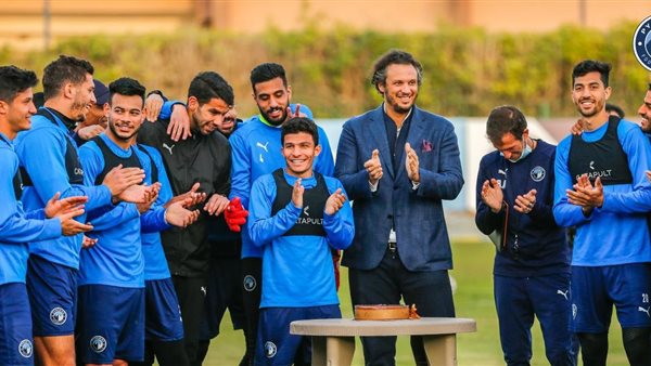 فريق بيراميدز 