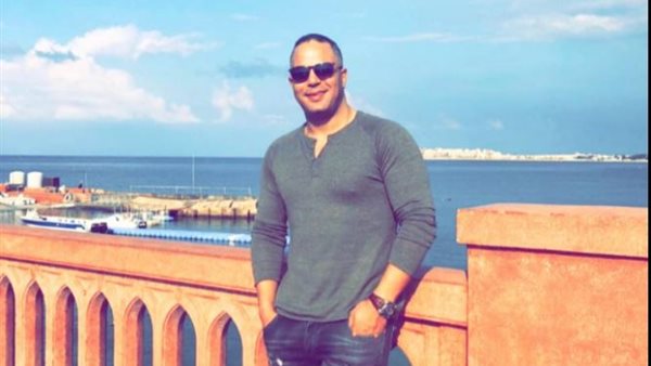 مصطفي درويش