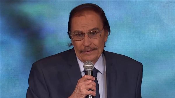 عزت العلايلي 