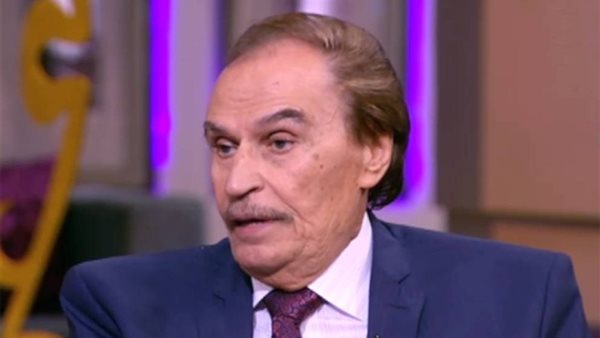 عزت العلايلي