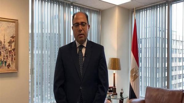  السفير أحمد أبو