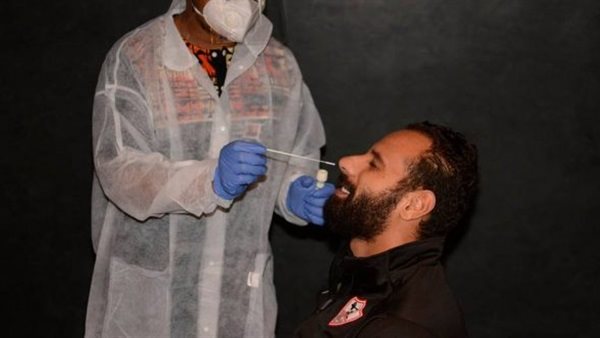 جنش يخضع لمسحة 