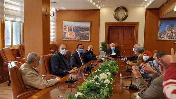 لقاء المحافظ اليوم