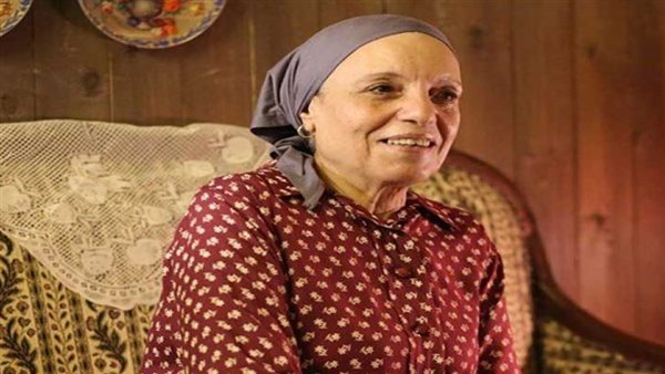 الفنانة عارفة عبد