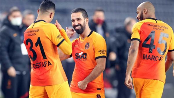 أردا توران ومصطفى