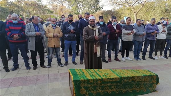 عزت العلايلي 