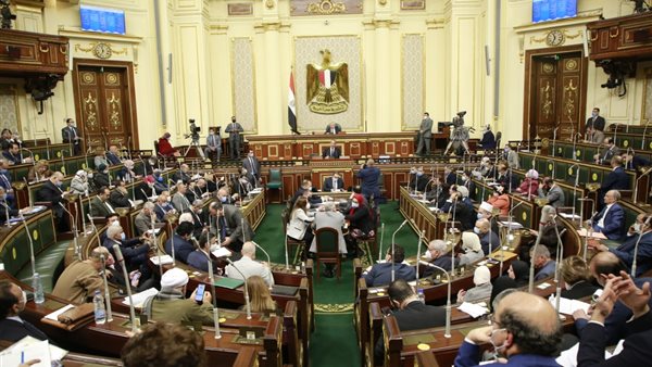 وزير الاتصالات بالبرلمان