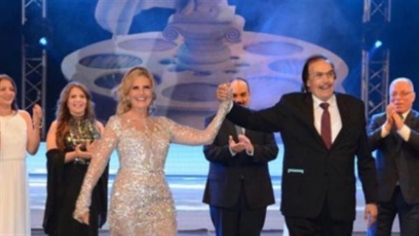 يسرا وعزت العلايلى