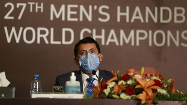 وزير الرياضة أشرف