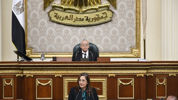 وزيرة التخطيط بالبرلمان