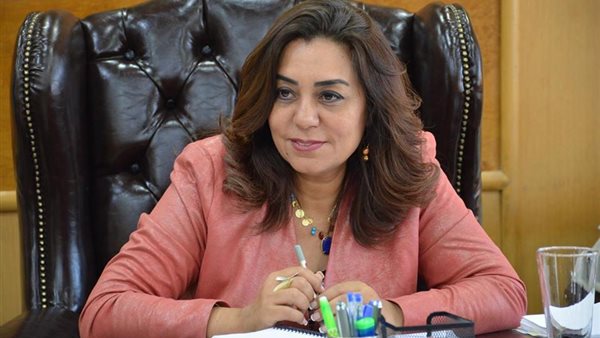 منال عوض محافظ دمياط