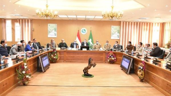 اجتماع محافظ الشرقية