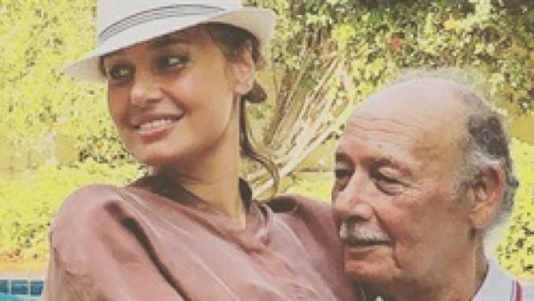 حلا شيحة ووالدها