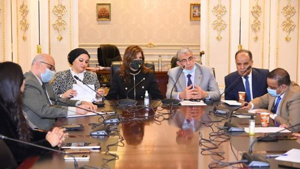 اجتماع لجنة القوى