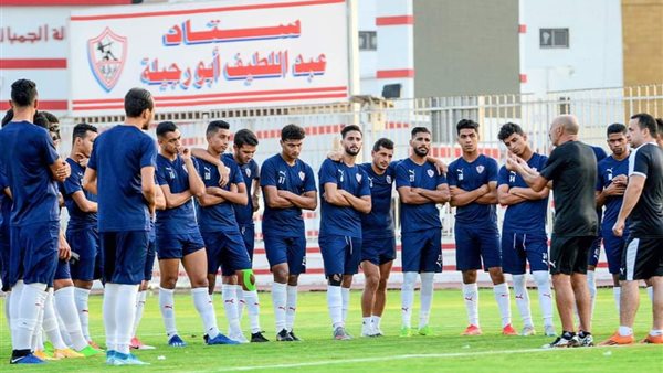 باتشيكو مع لاعبي